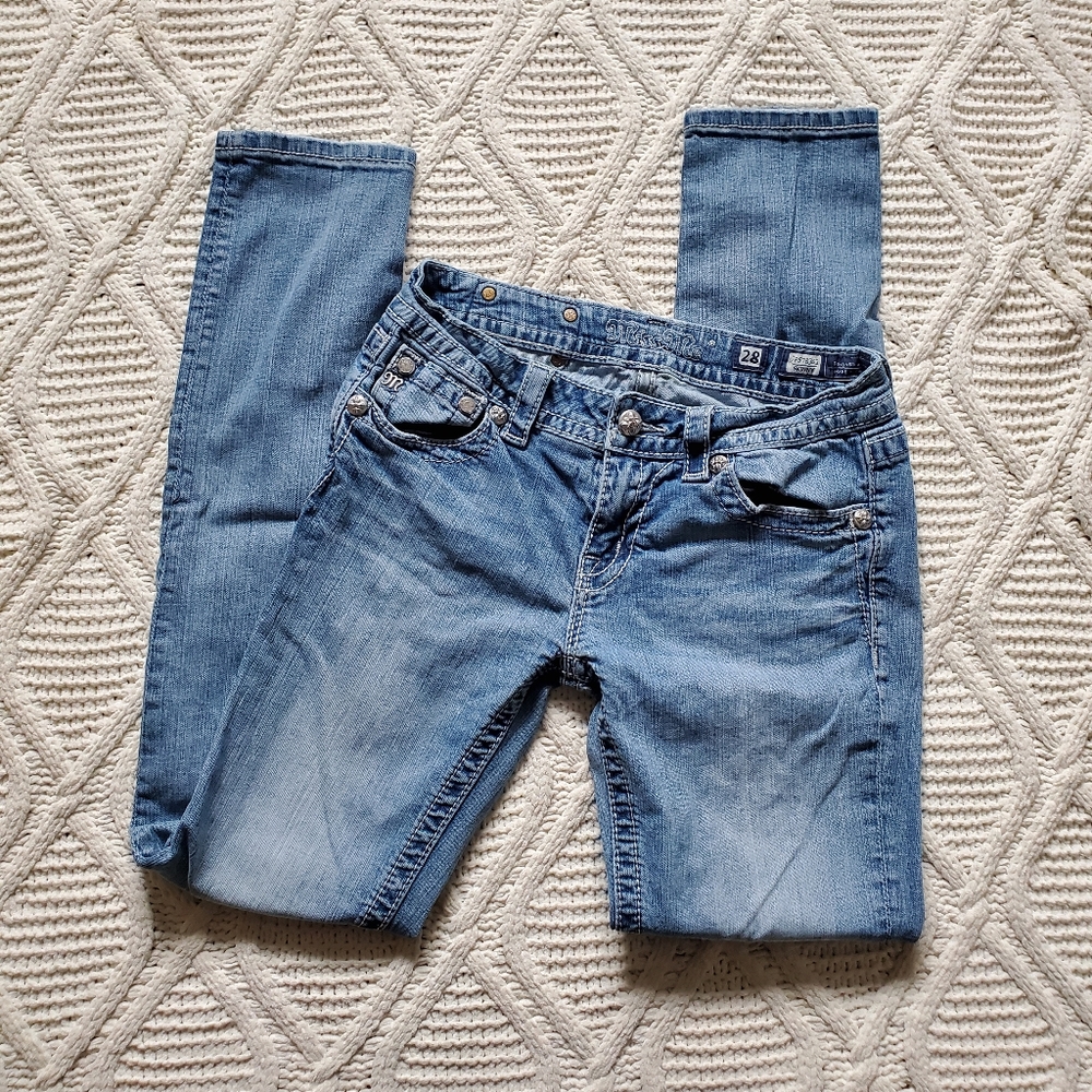 Miss Me JP578352 Med Wash Skinny Jeans